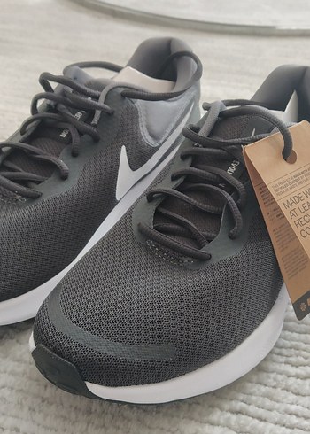 Nike Revolution 7 Gri Erkek Spor ayakkabı 44.5 numara - Görsel 5