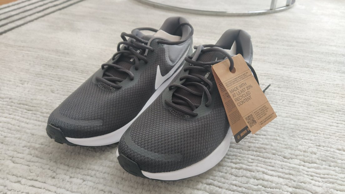 Nike Revolution 7 Gri Erkek Spor ayakkabı 44.5 numara - Görsel 5