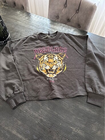 H&M marka crop sweat