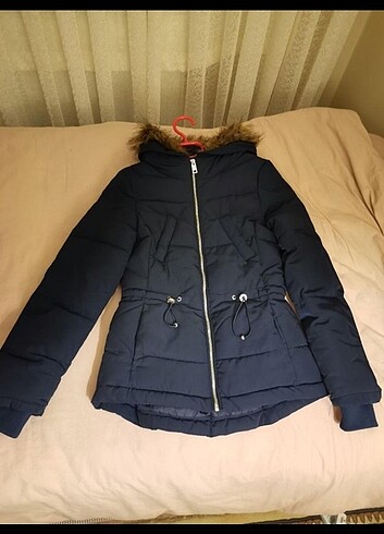 H&M Mont