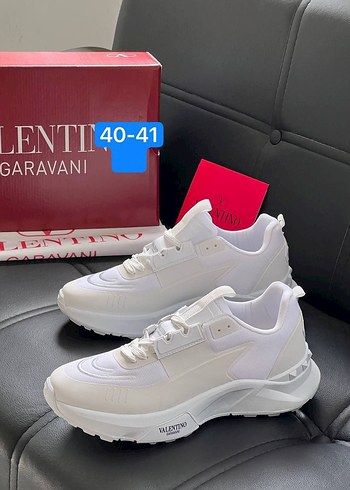 Valentino Garavani Beyaz Sneaker İndirim