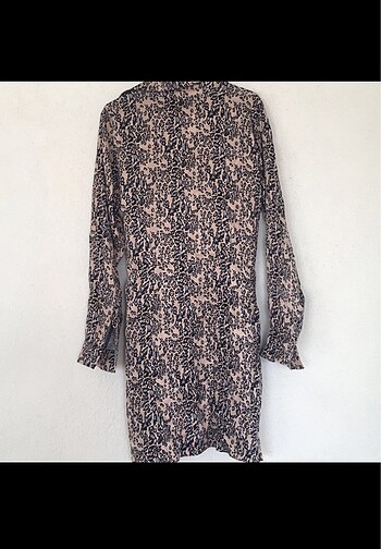 Leopar desenli saten elbise - Görsel 5