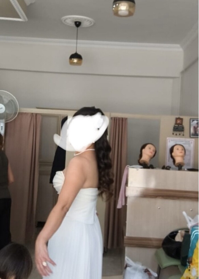 Beyaz straplez drapeli  eteği piliseli nikah nişan elbise - Görsel 3