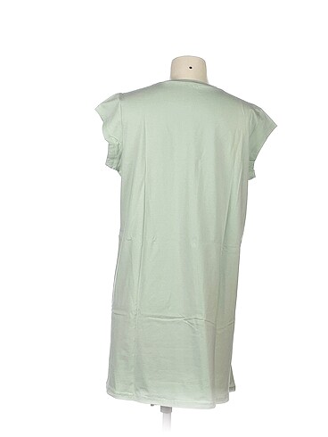 l Beden PreLoved Günlük Elbise %70 İndirimli.