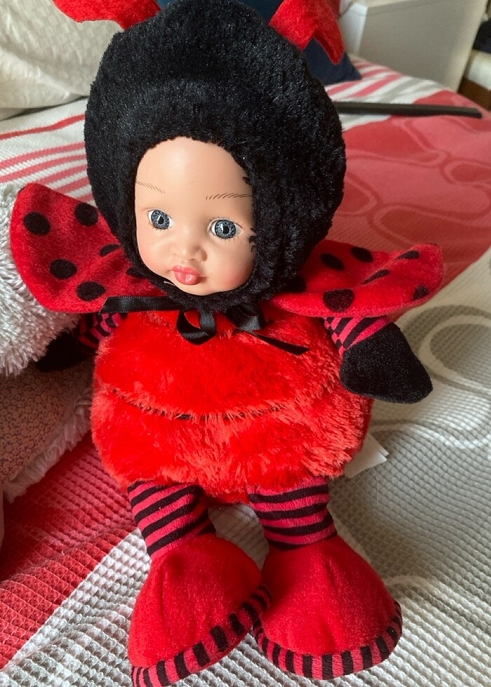 Arı kız peluş oyuncak - Görsel 3