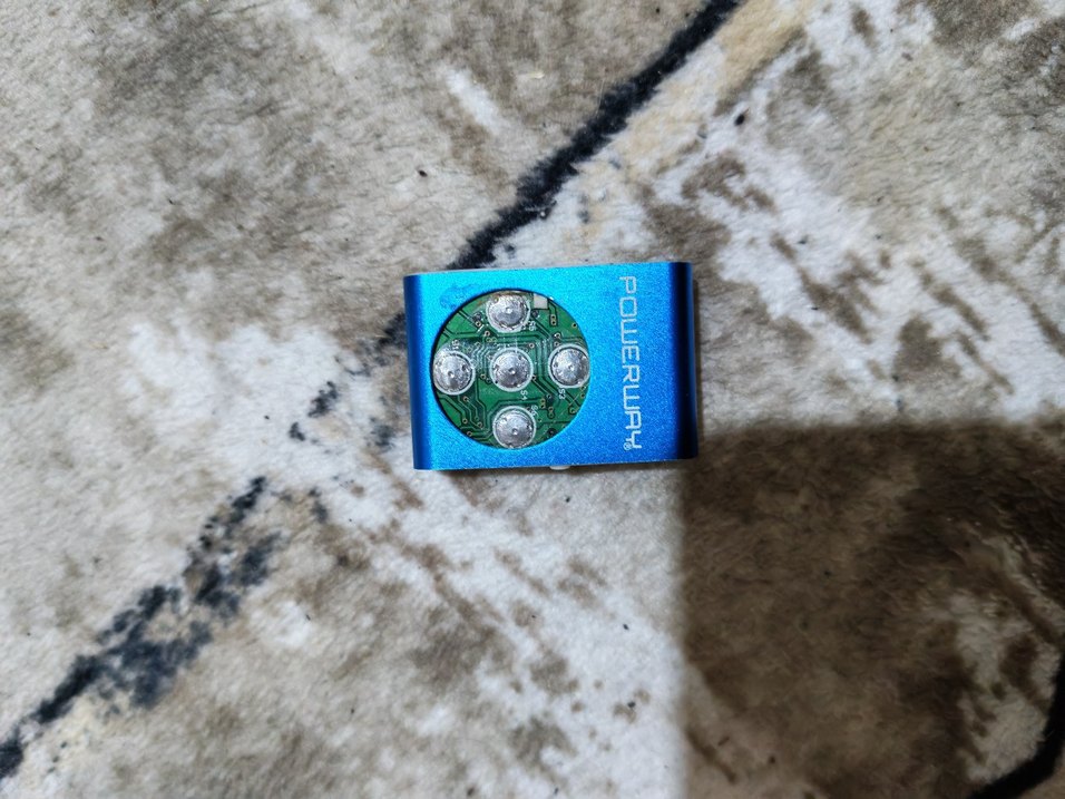 Parlak Mavi Power Bank - Görsel 3