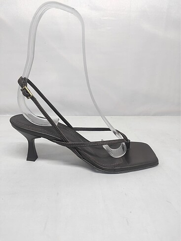 Zara Siyah Topuklu Sandalet