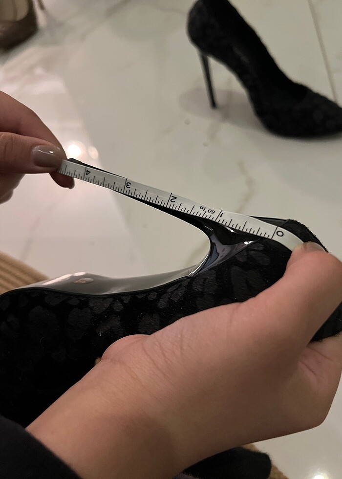 Siyah topuklu ayakkabı - Görsel 5