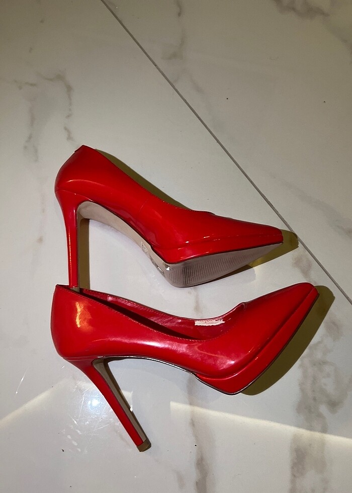 Topuklu ayakkabı - Görsel 4