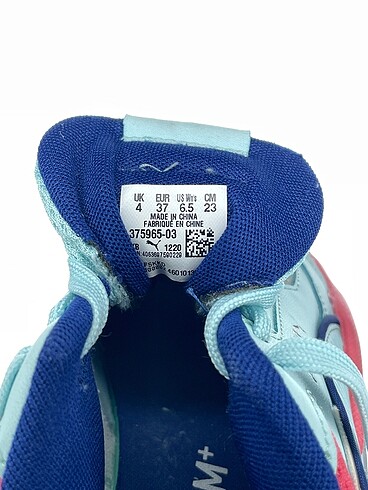 37 Beden çeşitli Renk Puma Spor Ayakkabı %70 İndirimli.