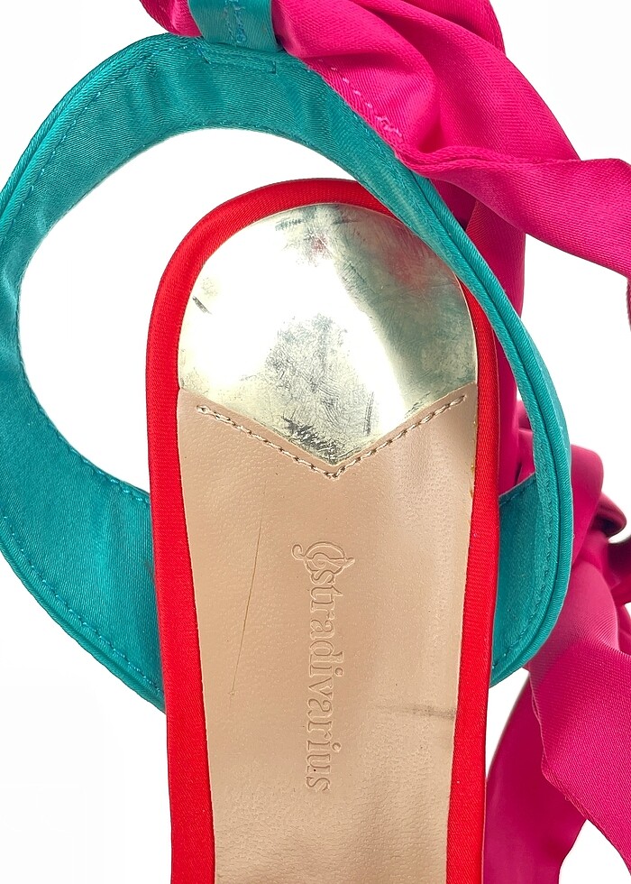 Stradivarius Platform %70 İndirimli. - Görsel 4