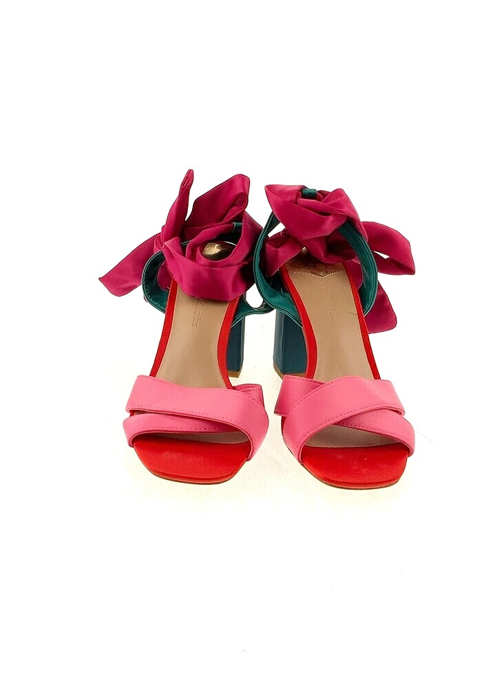 Stradivarius Platform %70 İndirimli. - Görsel 3