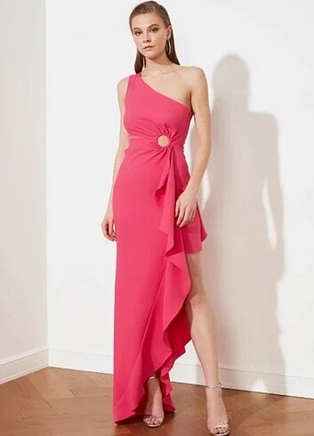 Pembe trendyol abiye