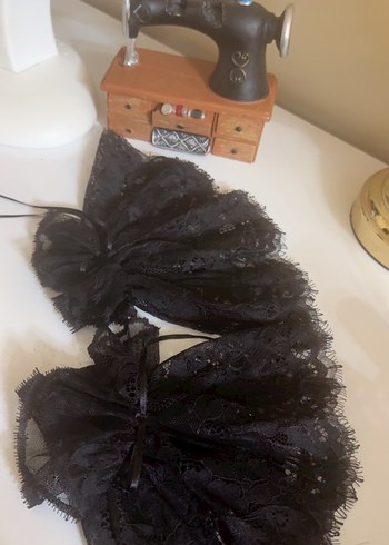 Puantiyeli Siyah Fırfırlı Gotik Eldiven - Görsel 5