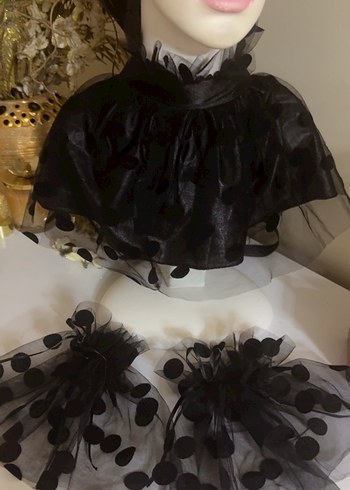 Puantiyeli Siyah Fırfırlı Gotik Eldiven - Görsel 4