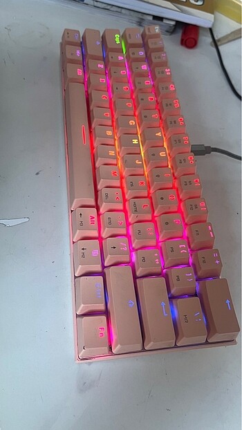 Beden Renk MOTOSPEED CK62 GAMER KLAVYE