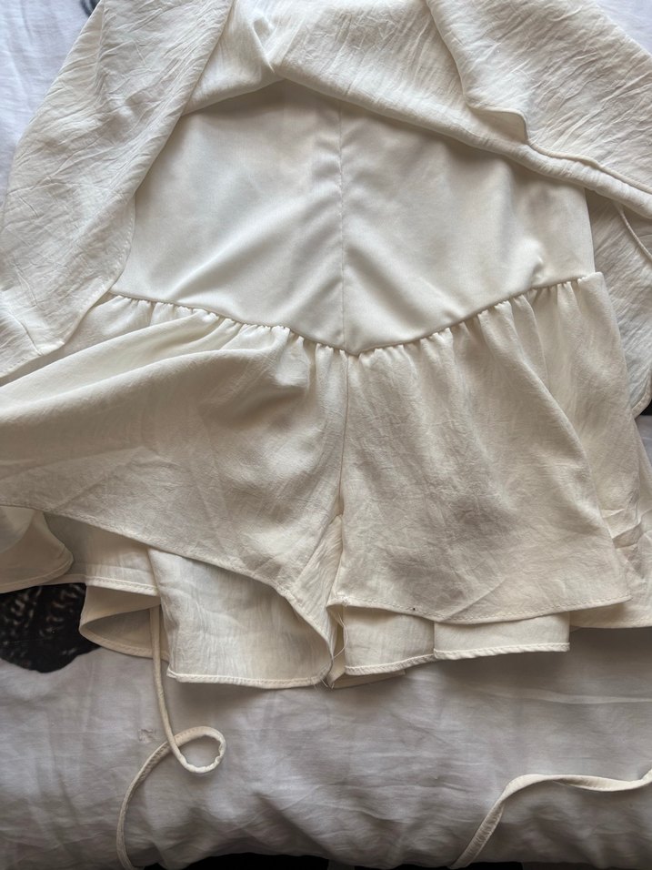 Beyaz Mini askılı elbise - Görsel 2