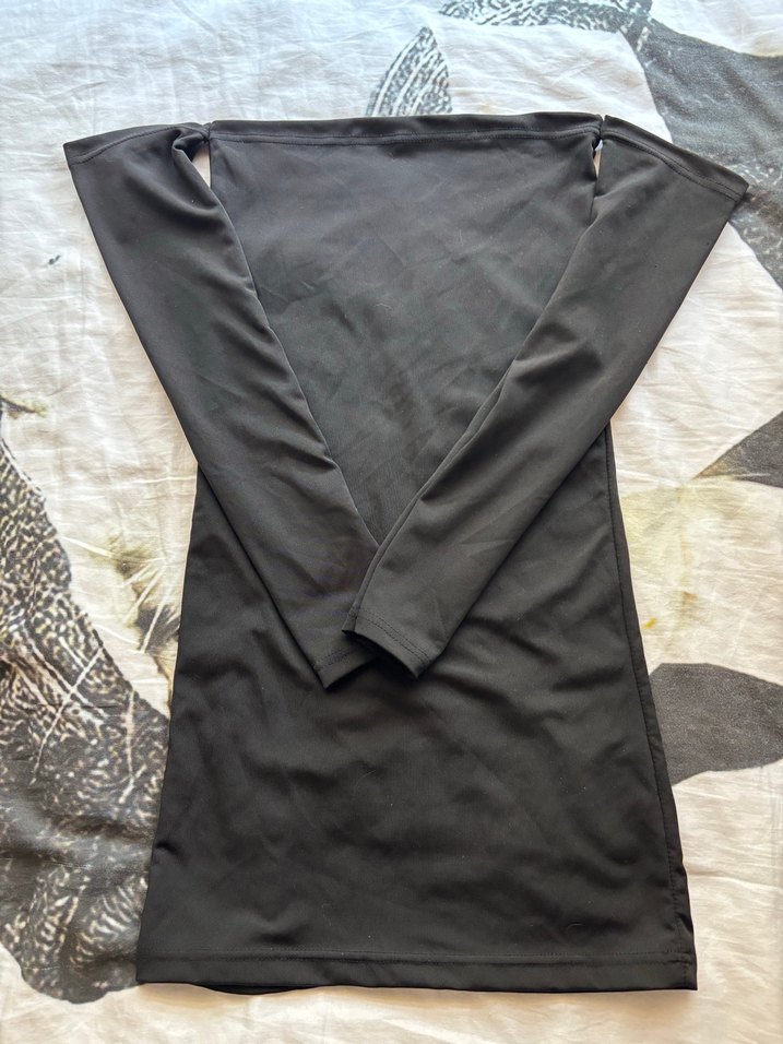 Uzun Kollu Siyah Straplez Gotik Elbise - Görsel 2