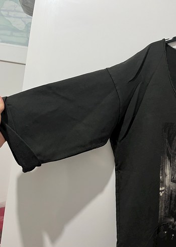 Siyah Baskılı Uzun Kadın Tişört - Görsel 5