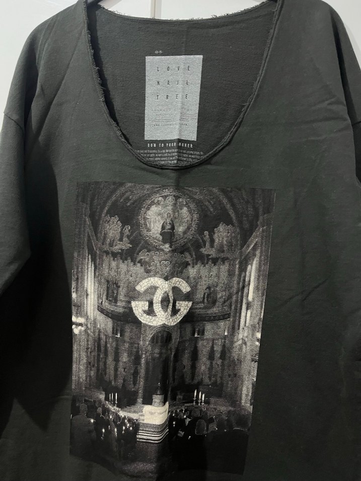 Siyah Baskılı Uzun Kadın Tişört - Görsel 3