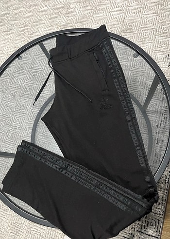 Siyah Fermuarlı Kadın Eşofman Altı - Görsel 2