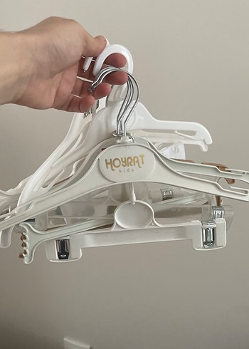 Beyaz Çocuk Askısı - Görsel 2