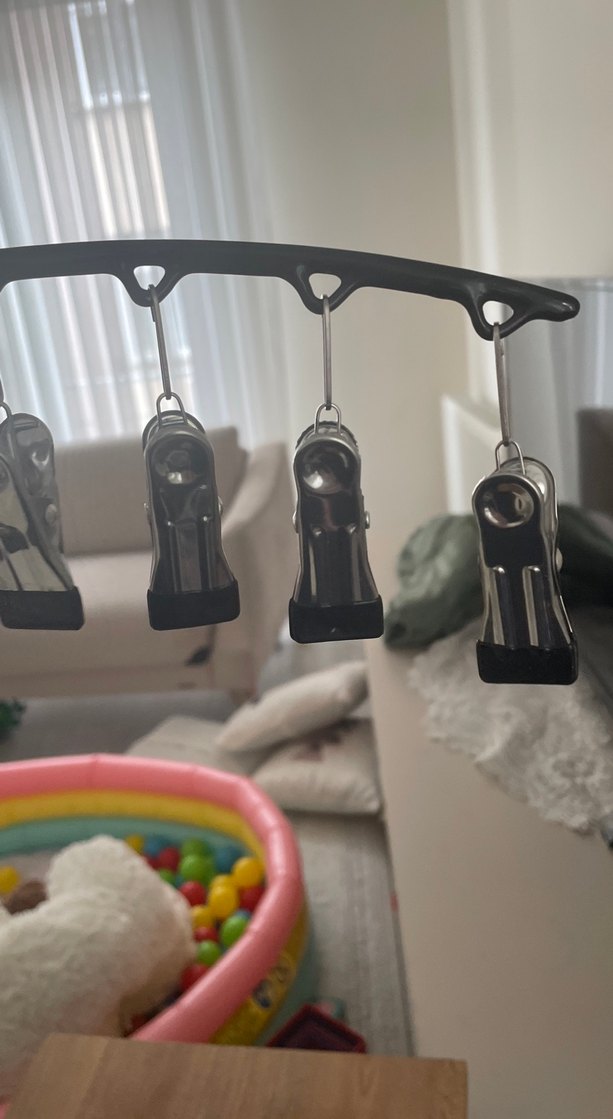 Gri Metal Mandallı Askı - Görsel 3