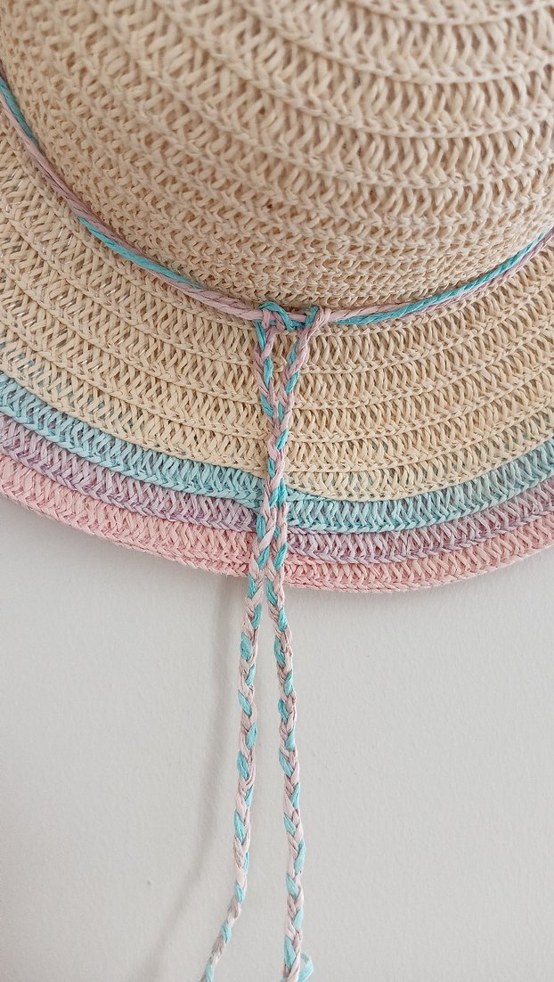 Püsküllü Bohem Örgü Şapka - Görsel 3