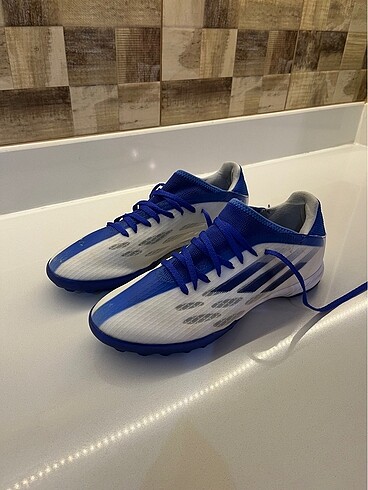 Adidas Speedflow Halı Saha Kramponu