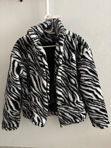 Zebra desenli kaban ceket