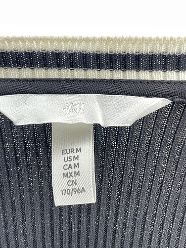 m Beden siyah Renk H&M Bluz %70 İndirimli.