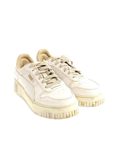Puma Puma Spor Ayakkabı %70 İndirimli.