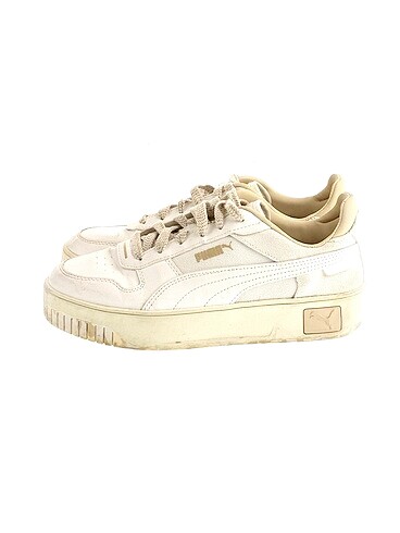 Puma Spor Ayakkabı %70 İndirimli.