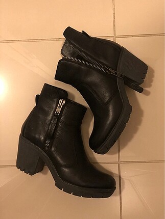 CAT Marka, içi dışı deri bot