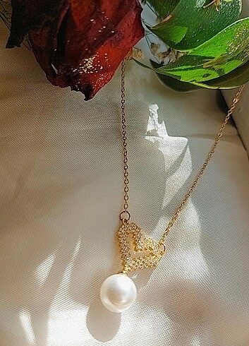 Accessorize Kolye