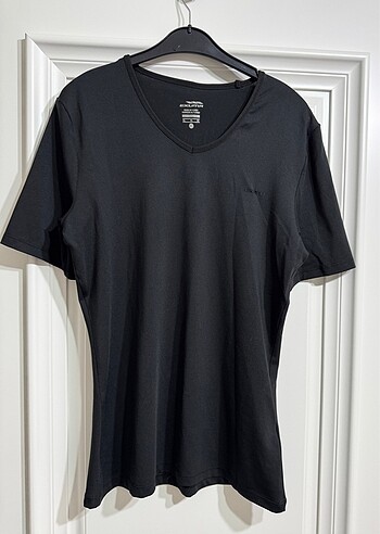 Spor tshirt