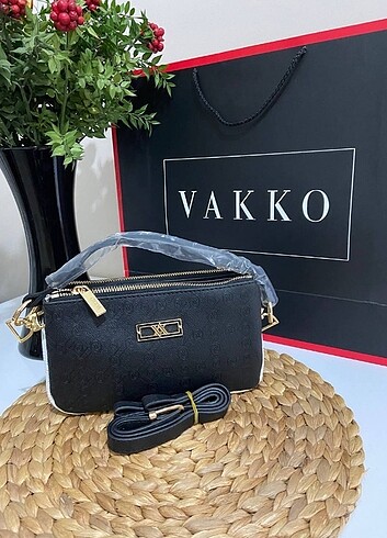 Beden Vakko Fermuarlı Baget Çanta