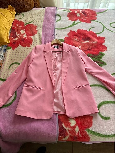 Acık pembe cok güzel kallıp blazer