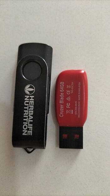 USB Bellek 32-64 GB