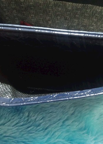 Şık lacivert Parlak Yılan Derisi Desenli Kadın Çantası - Görsel 4