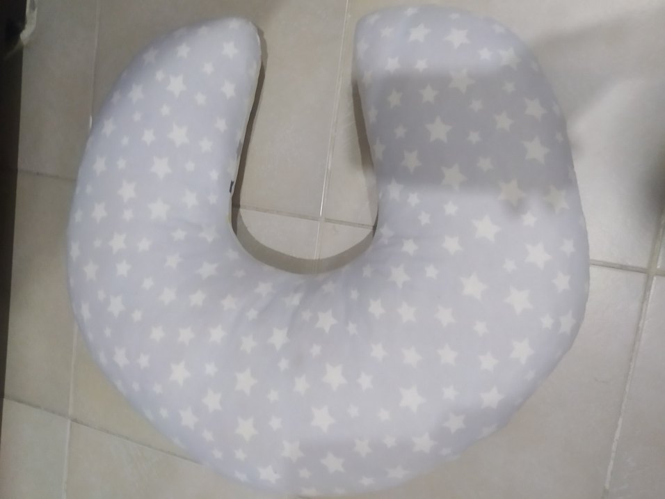 Gri Yıldız Desenli Emzirme ve Hamile Yastığı - Görsel 2