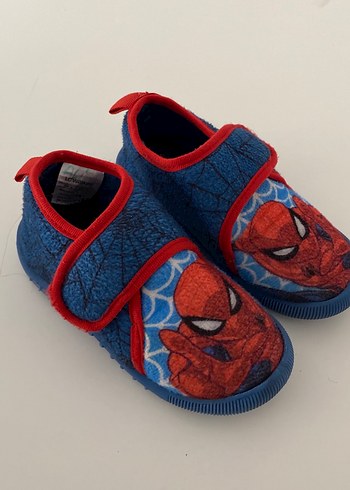 Erkek Çocuk Spiderman Kaydırmaz Ev Terliği - Görsel 2