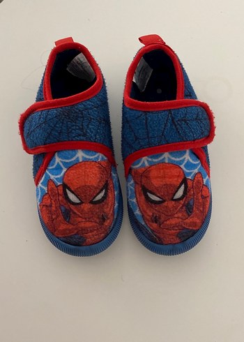 Erkek Çocuk Spiderman Kaydırmaz Ev Terliği - Görsel 3