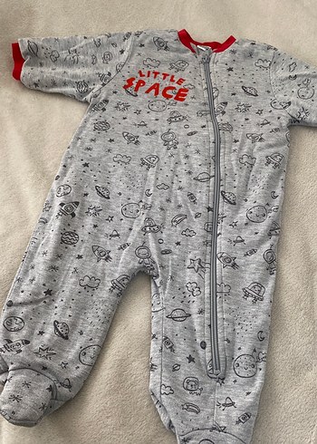 Gri Uzay Desenli Fermuarlı Bebek Tulumu - Görsel 2
