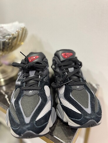 39,5 Beden siyah Renk Orijinal New Balance