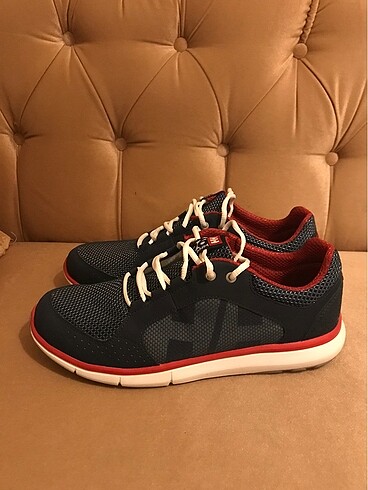 Helly Hansen 596 6NM hydropower
