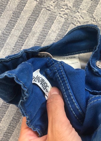 7 Yaş Beden ARMANI JEAN PANTOLON VE GÖMLEK