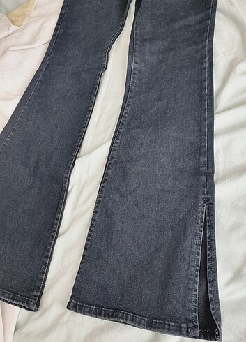 Diğer Yırtmaçlı pantolon