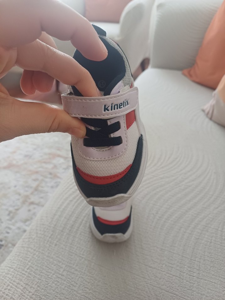 Beyaz Velcro Bağcıklı Erkek Çocuk Spor Ayakkabı - Görsel 4