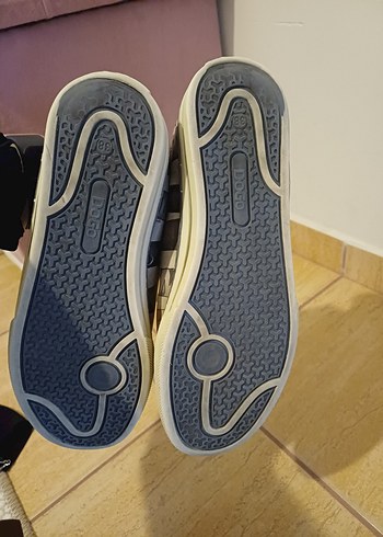 Beyaz Gri Baskılı Bağcıklı Kadın Spor Ayakkabı - Görsel 2